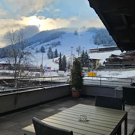 Haus Schiwelt Apartmán Kirchberg in Tirol