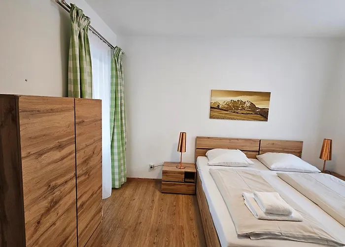 Haus Schiwelt Апартаменти Кірхберг